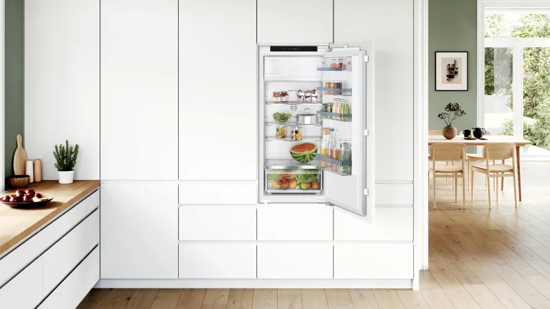 Bosch Serie 4 KIL42VFE0 refrigerator — view 4