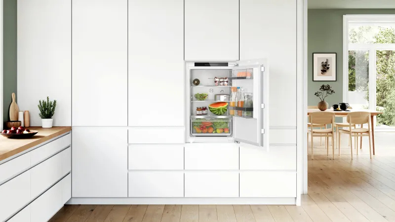 Bosch Serie 6 KIR21ADD1 refrigerator — view 5