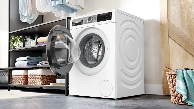 Bosch Serie 6 WGG256Z41 washing machine — view 3