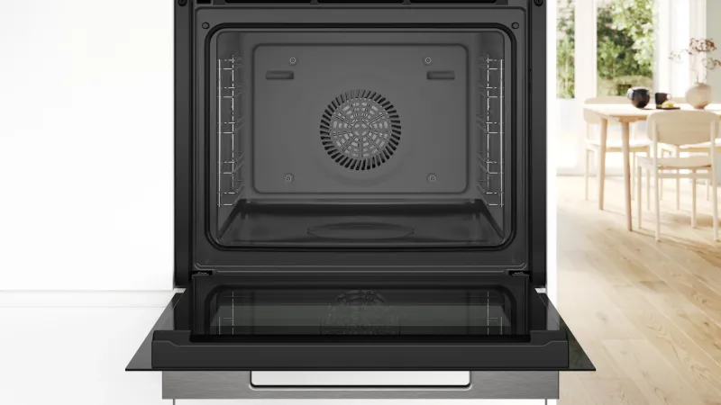 Bosch Serie 8 Einbau-Dampfbackofen HSG7584B1 oven — view 3
