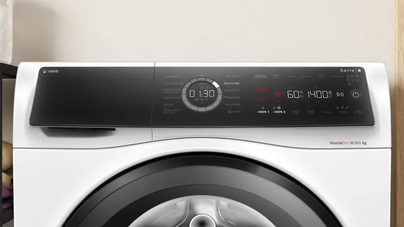 Bosch Serie 8 WNC254A40 washer-dryer — view 2