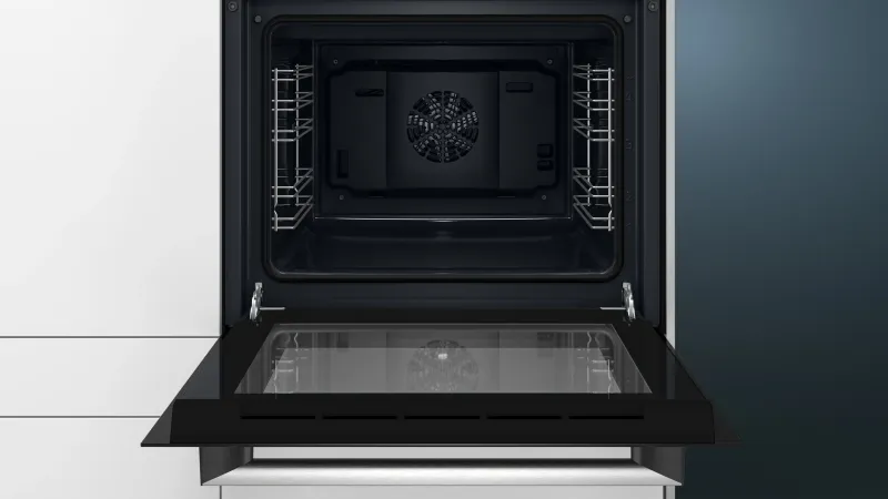 Siemens iQ100 HB113FBS1 oven — view 3