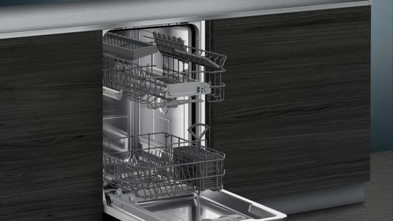 Siemens iQ100 SR61IX05KE dishwasher — view 4