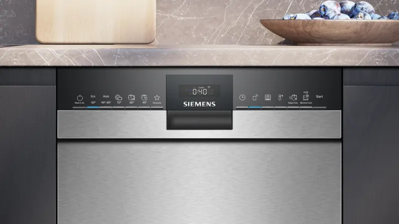 Siemens iQ300 SR43ES25ME dishwasher — view 3