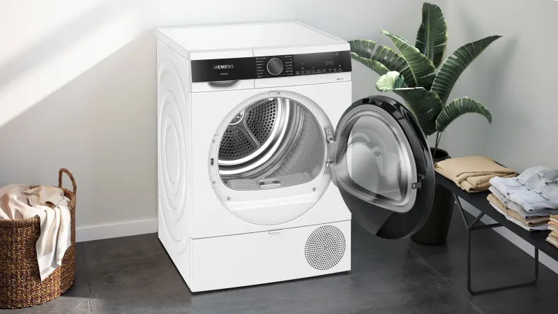 Siemens iQ500 WQ33G2D41 tumble dryer — view 3